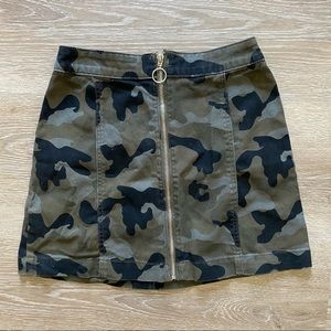 H&M Camo Mini-Skirt